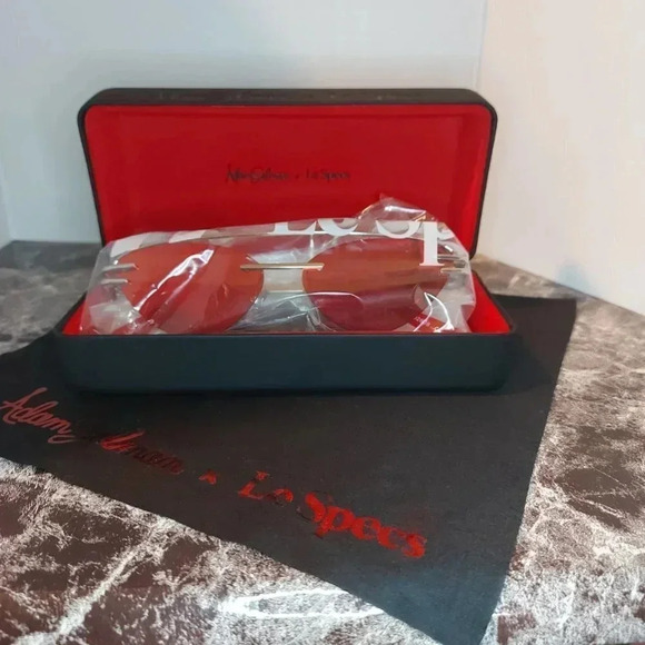 Adam Selman X Le Specs | The Coupe Cat-Eye Red and  Silver Sunglasses - NWT - Picture 3 of 16